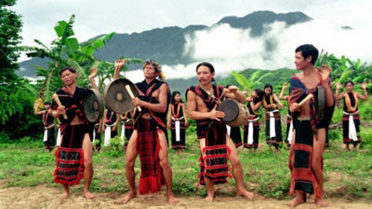 Á hơchiếo Mang Deang  (Hát hơchiếo Mang Deang)