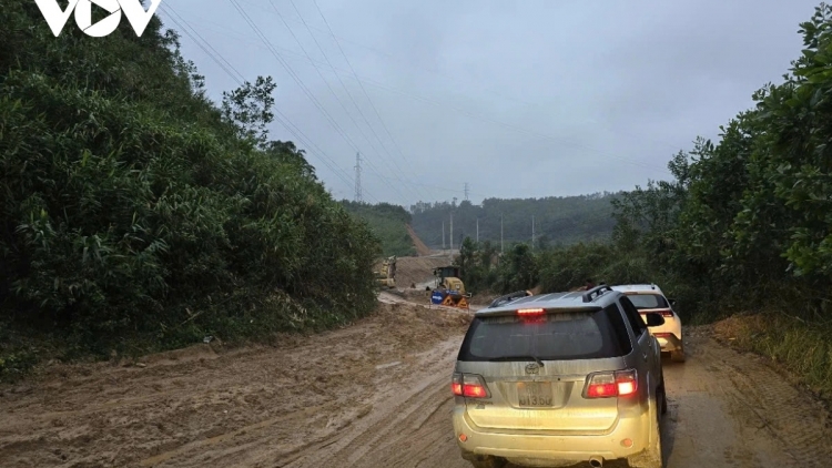 ĐHANUÔR MỐP LOOM TU C’LÂNG BHLÂNG 14E HƯ NGÂN