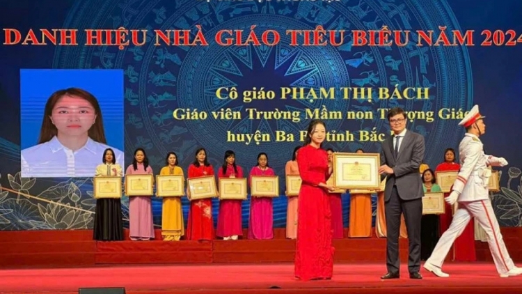 CÔ GIÁO PA BHRỢ ĐHỊ CR’NOON COH CHR’HOONG K’COONG BA BỂ 