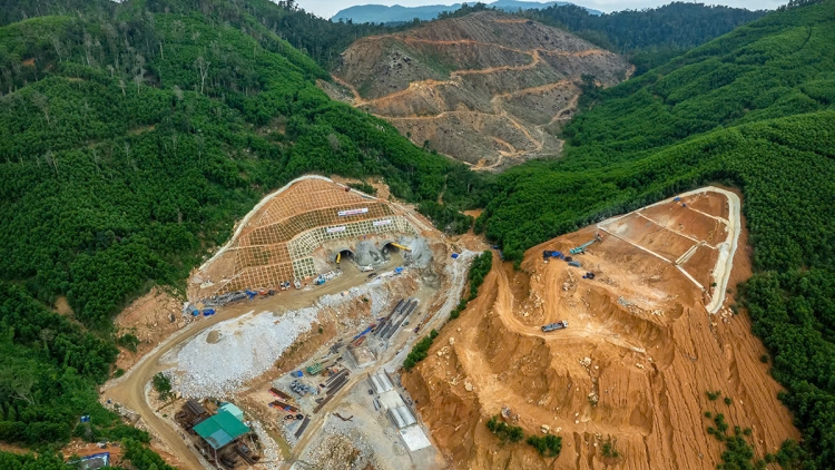 Lăp djă pioh hơdră bruă hăng tơlơi čang rơmang pơđĭ kyar phrâo mơ̆ng Dap Kơdư 