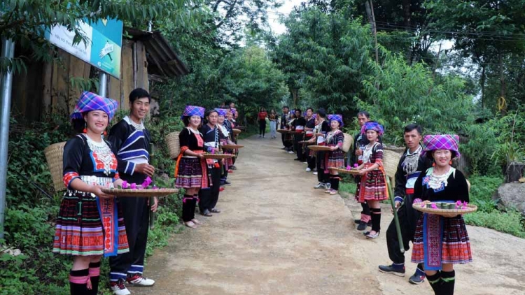 Ngon tô thứ 5 mự 02 căm bườn 01 pì 2025 – Chơ vằn hoá lỏ bón pâng vạy du lịch Lai Châu hựt khửn