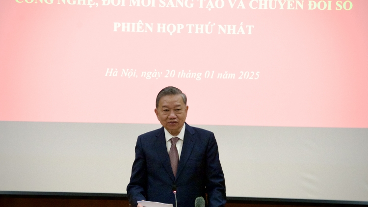 Ƀok Tổng Bí thư Tô Lâm pơgơ̆r 'măng hop akŏm gah hơtŏk Khua hŏk kŏng ngê̆, Tơplih 'nao gơh hơgei păng Tơplih kơsô̆