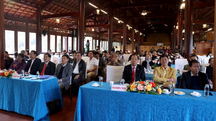 Dak Lak bi tuôm hŏng mnuih Việt Nam ti ala tač êngao, găp djuê diñu wưng tết Nguyên Đán Ất tị thŭn 2025 