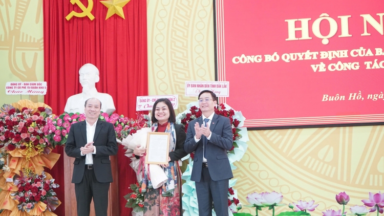 Groi kruanh Ủy ban nhân dân n’gor Dak Lak dơi rgum đă ƀư Bí thư Thị ủy Buôn Hồ 