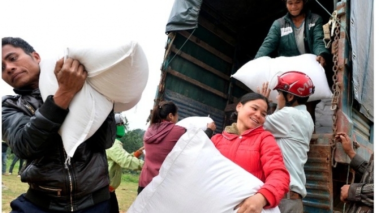 KARJA NEGAR BUH TABIAK JAIK 10.000 TY DONG DAONG RAIDIUK BHAP BINI TUK UAN RAOK TET