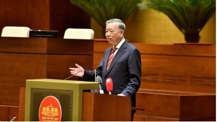 Hneăng hôp lâp tơnêi têa ‘na châ tơƀrê hluâ pơkâ mơnhông khoa hok, kŏng ngê̆ ƀă pơhlêh xúa kŏng ngê̆