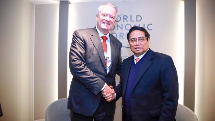 Thủ tướng Teh đak Phạm Minh Chính sơng Tổng Thư ký Khul jang hơdoi păng Atŏk tơ iung apŭng plĕnh teh.