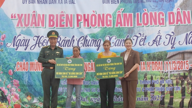 Mơ-ak Tết guai dêh čar pơđao pran jua mơnuih ƀôn sang ƀơi guai dêh čar tơring čar Kon Tum 