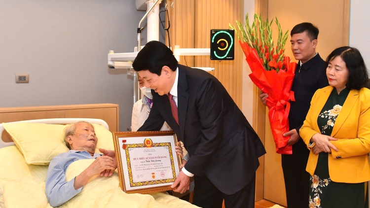 Khua mir sir brơi Miđai 65 thun mut ping gah kơ Khua mir sir ơi Trần Đức Lương