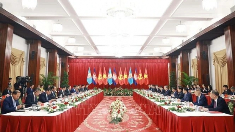 Hneăng trâm mâ pơla Khu xiâm kal kí Đảng Kŏng san Việt Nam ƀă Khu xiâm pơkuâ hnê ngăn Đảng Kuăn pơlê Kul (CPP)