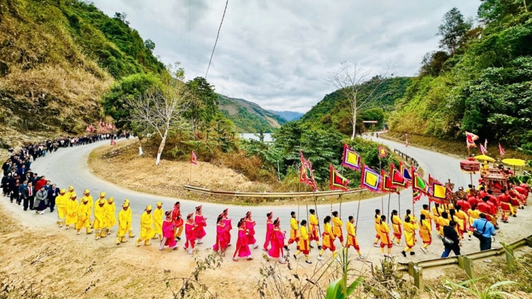 Lễ hội Đền thờ Vua Lê Thái Tổ: Điểm hẹn văn hóa linh thiêng giữa đại ngàn Tây Bắc