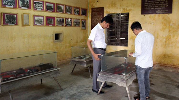 BẢO TÀNG CÁCH MẠNG COH LOOM ĐHANUÔR - ZR’LỤ HA ÂU ĐỚC HÂN NOO HA PRUỐT ZUƠI ARỌP ABHUY