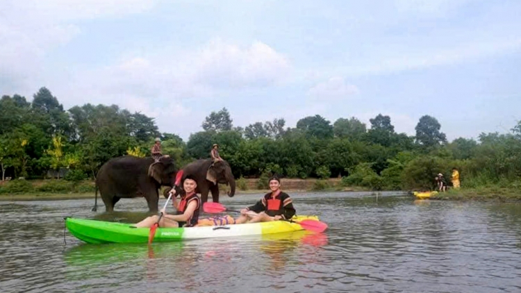 Lăn Dap kngư mâo lu mnuih hriê čhưn hlăm wưng Tết