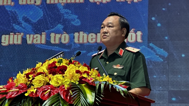 Ling tiah 7 tìp măt kwang bàng kấp dờng ling klàng neh jơh sơnam lơh broă, ơm lơh broă