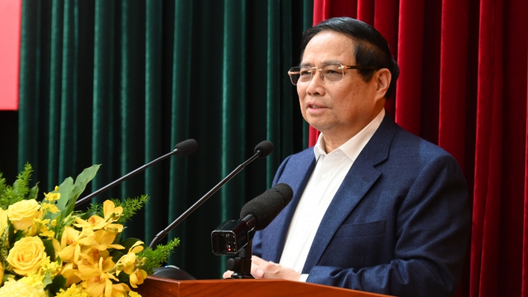 Thủ tướng Phạm Minh Chính ƀư tơm Rƀŭn nchră Rnâng kan Chính phủ pah kan đah doanh nghiệp Ngih dak 