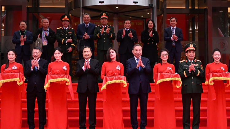 Khua git gai Ping gah ơi Tô Lâm nao pơhmư̆ mông ngă lơphet mă yua 2 ring bruă gah Sang ia jrao Khul tơhan 108