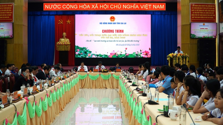 Kơdră chĕp kơ̆l Jơnŭm pơgơ̆r kon pơlei dêh char Gia Lai pơma nuh hăm hŏk tro