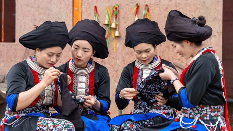 Tsaz yênhx nta suôz luk Hmôngz hnuz xiêz 08-3-2025