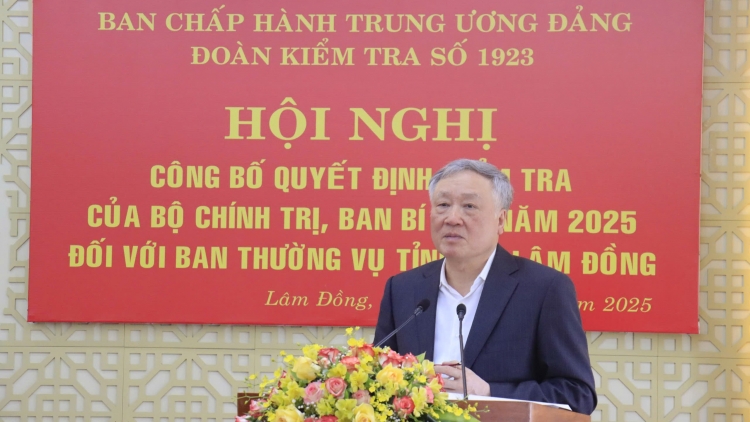 Mbơh nău n’glêh an ôp uănh bah Bộ Chính trị ta n’gor Lâm Đồng