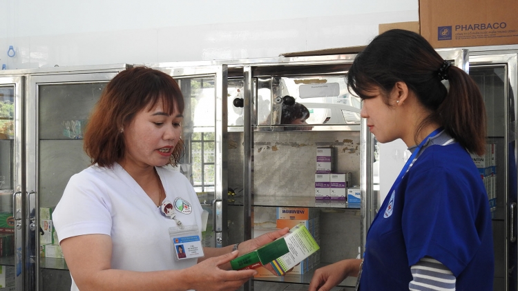 TRƯỞNG TRẠM Y TẾ MA NUYH XƠ ĐĂNG LƯCH LOOM LÂNG Y TẾ ZR’LỤ K’ĐHAP TU MƠ RÔNG