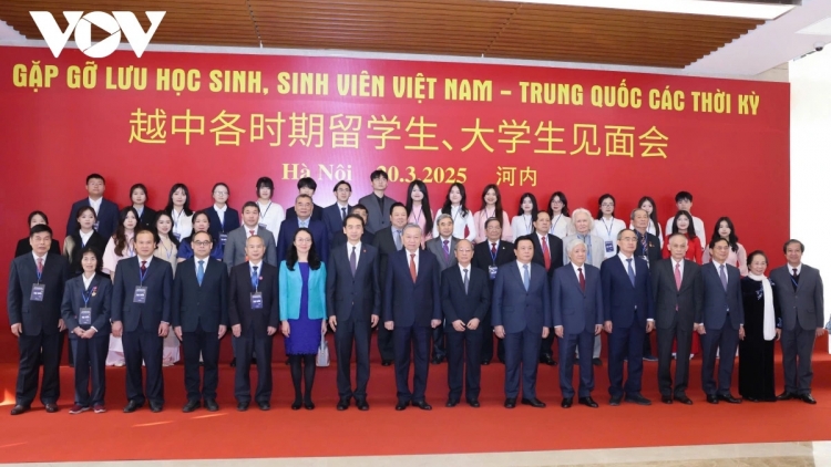 ពត៌មាន​ម៉ោង៦