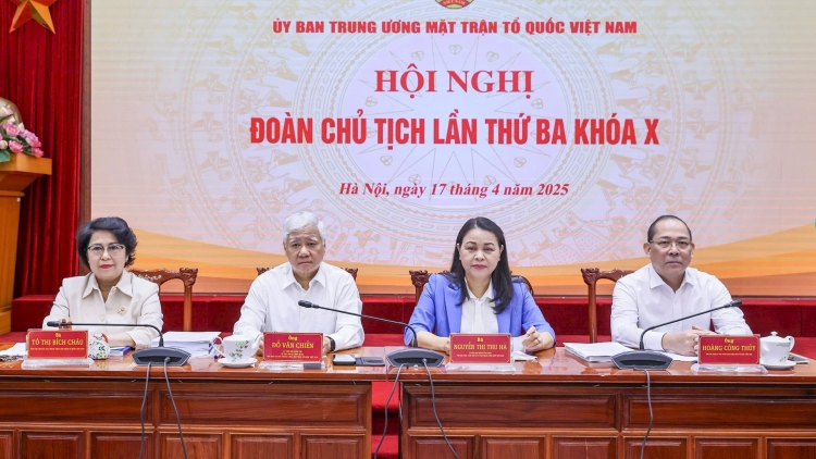 Jơnum Grŭp Khua Jơnun min djop djuai ania mơnuih mơnam dêh čar Việt Nam lok 3 