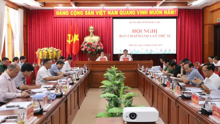 Dăk Lăk mờ Phú Yên pơgồp bal niam tàm rơndăp tăp sèng mpồl lơh broă sră pơ àr gơnoar ătbồ 