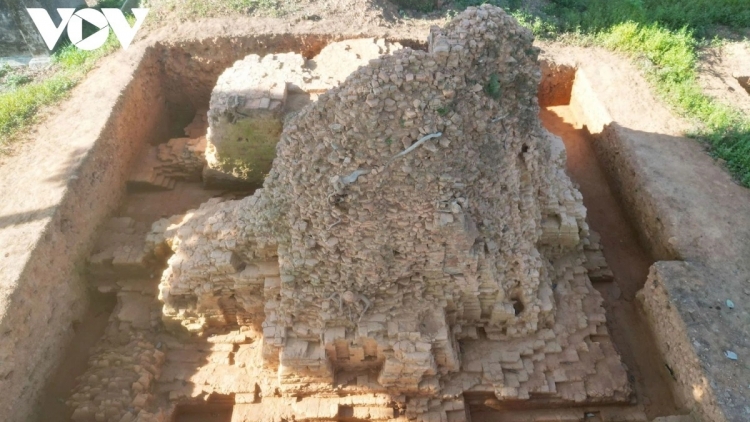 T’BHLÂNG PÊCH CH’MÊÊT LÊY BƠR THÁP LIỄU CỐC, BHRỢ PA GHIT ĐHR’NIÊNG BH’RỢ ÂNG MA NƯIH CHĂM AHAY
