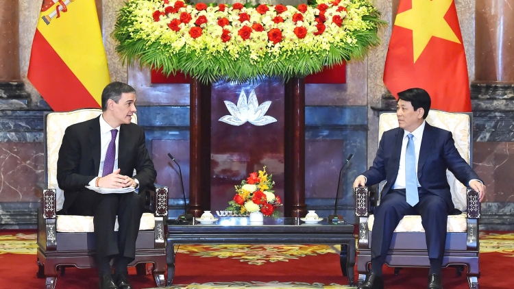  Khua lăn čar Lương Cường drông čhưn hŏng khua knŭk kna Español   