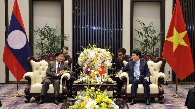 Kơdră chĕp pơgơ̆r Teh đak Lương Cường sơng pơma dơnuh hăm Tổng Bí thư, Kơdră chĕp pơgơ̆r Lào Thoong-lun Xi-xu-lít