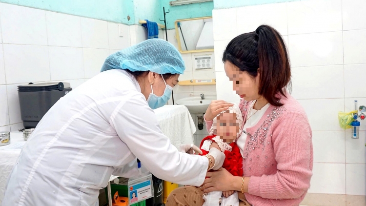 THÀNH PHỐ HUẾ: DƯR VAIH BÂC K’HIR GLUH A’HAM TA K’NỌO A’DUỤC