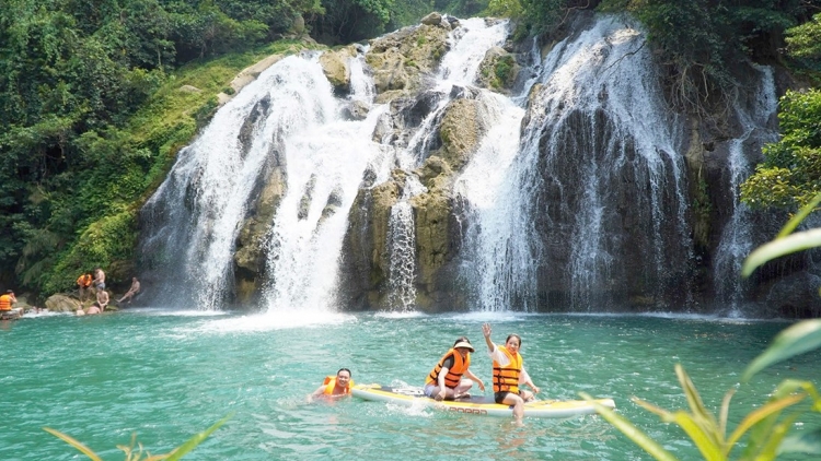 HƯỚNG HOÁ, QUẢNG TRỊ: RA VĂNG HÂN NOO BHA LÂNG BHRỢ DU LỊCH