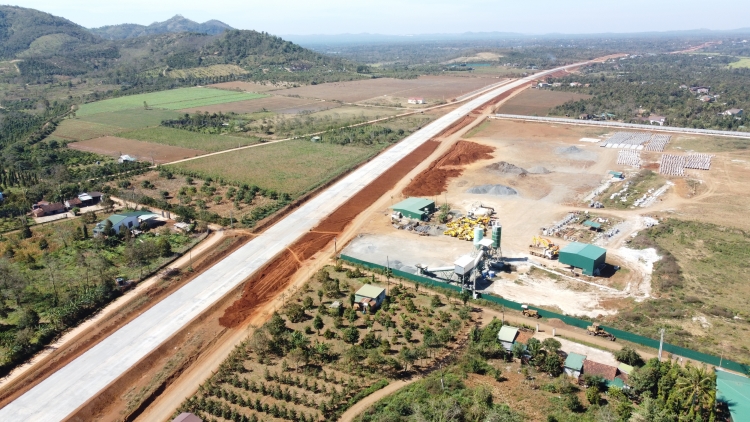 Ăp “ntŭk bâp kol” ƀư trong têh hăn ngăch Khánh Hòa-Buôn Ma Thuột ƀư mbrơi 