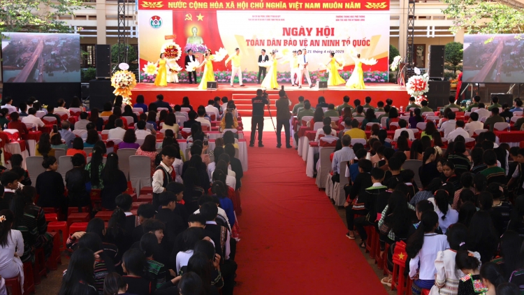 Năr lêh đĭ đăng kon pơlei vang vei lăng sơđơ̆ng Teh đak tơ̆ Dak Nông