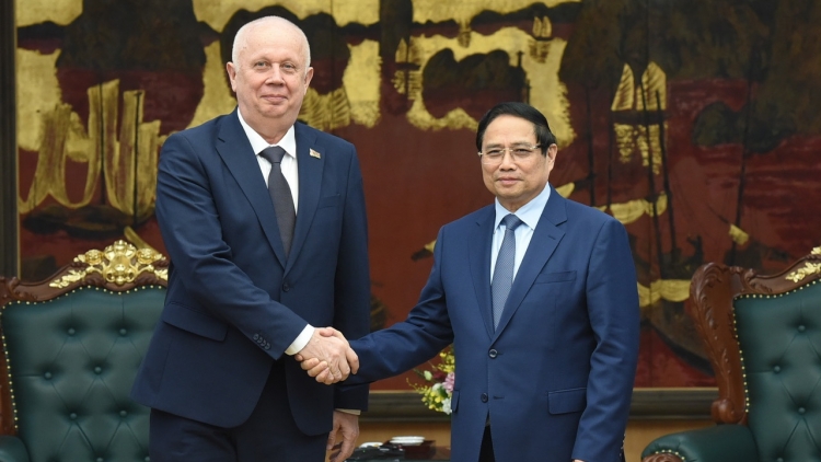 Thủ tướng Phạm Minh Chính vơt Groi Thủ tướng Cộng hòa Belarus.