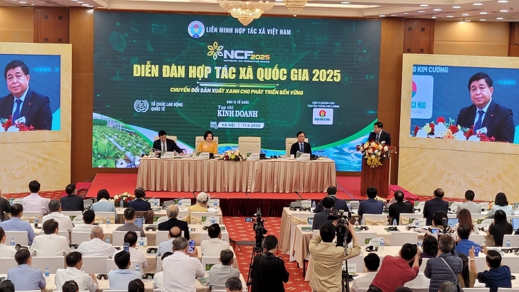 Hơp tak xah păng trong lăng truh rơgoh ‘lơ̆ng ăn atŏk tơ iung kơjăp