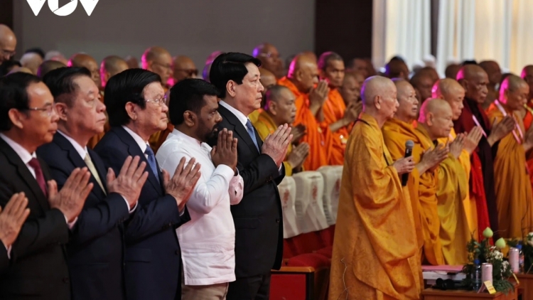 Củ tịc lơgar ồng Lương Cường đơs tàm Vesak 2025 