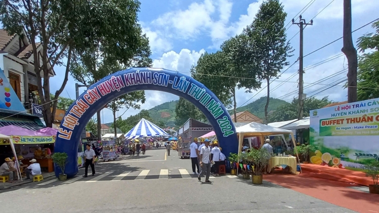 ĐHANUÔR ACOON COH KHÁNH HOÀ MÂNG LOOM BHRỢ TÊNG CHA ĐƯƠI VÊY CHÍNH SÁCH LIÊM CRÊÊ