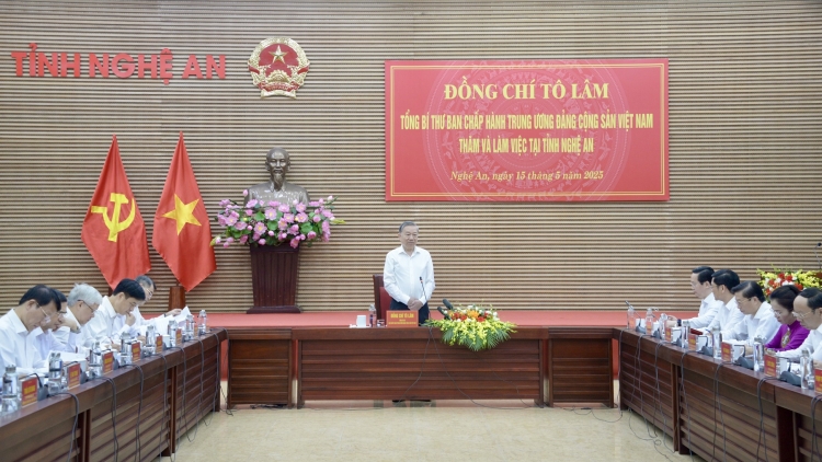 Tổng Bí thư Tô Lâm bơ̆ jang tơ̆ dêh char Nghệ An