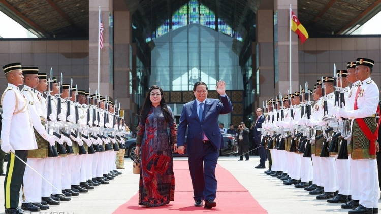 THỦ TƯỚNG PHẠM MINH CHÍNH LÂNG K’ĐIÊL LIÊM XANG BH’RỢ LƯỚT LUM K’TIÊC K’RUUNG MALAYSIA