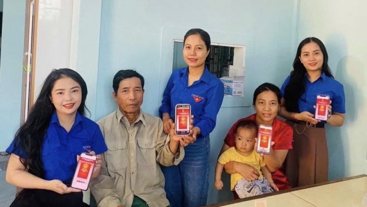 ĐHA ĐHÂM C’MOR THÀNH PHỐ HUẾ CHROI ĐOỌNG P’RÁ XA NAY BHR’LẬ HIẾN PHÁP