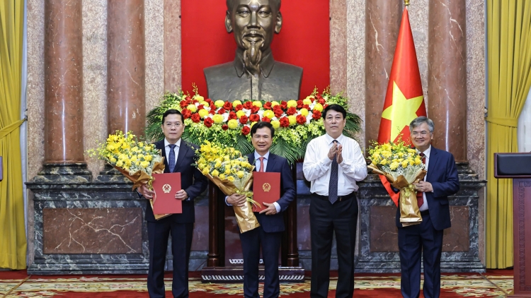 Khua mir sir ơi Lương Cường brơi hră pơsit ruah 3 čô Kơ-iăng khua Anom bruă Khua mir sir