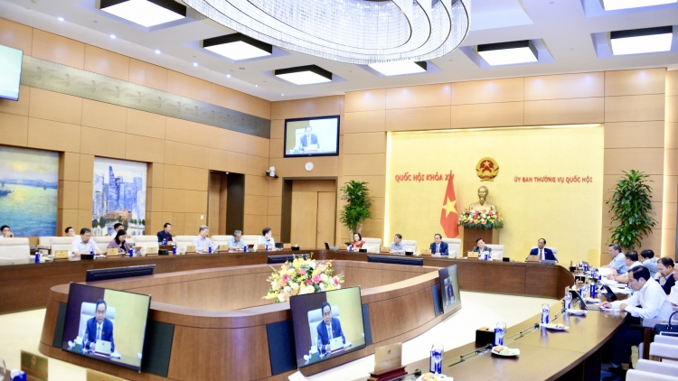 Củ tịc Quốk hội: Pal lơh loh kơnòl broă bè bơta kơl jăp hìu ơm mpồl bơtiàn