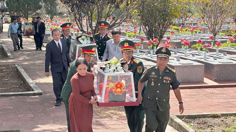 Kon Tum ‘mế 26 kơxêng kiâ mố đô̆i hlâ a Lếo ƀă Kul