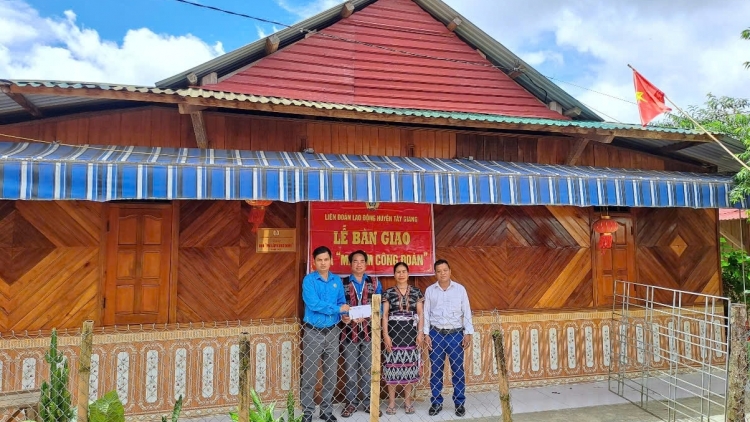 TÂY GIANG PAZAO ĐOỌNG 02 ĐHR’NONG ĐONG CÔNG ĐOÀN HA ĐOÀN VIÊN LUM ZR’NĂH K’ĐHAP