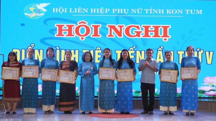 Bu ur Kon Tum tĭng nau Wa ntĭm, nsôih hun hao ăp ntil