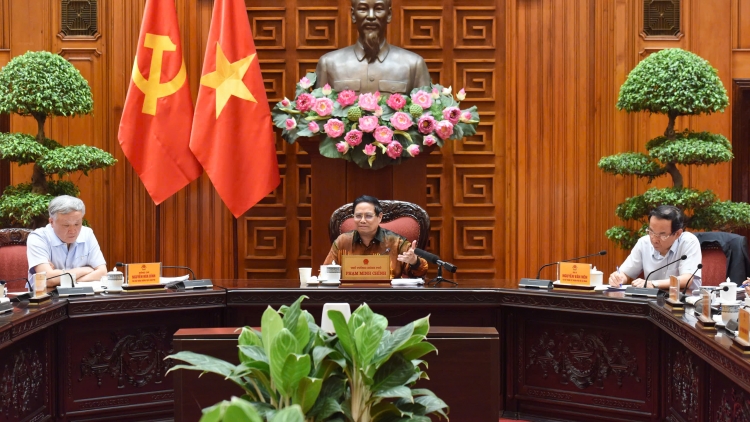 Pơjing tơdrong rơhơi hiôk ăn Anih jang Jên hu Apŭng plĕnh teh tơ̆ Việt Nam