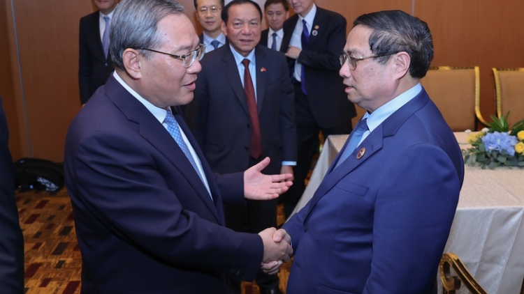 Pôa Phạm Minh Chính, Ngế pro xiâm hnê ngăn tơnêi têa hôp tơpui tơno ƀă pôa Lý Cường, Ngế pro xiâm hnê ngăn kong têa Sinuâ