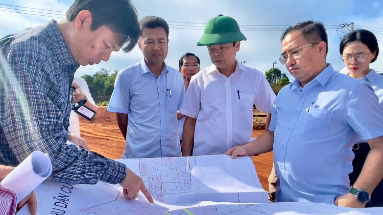 Gia Lai rŭn soan sŏk neh lâng, n’hao ngăch ntuh kơl nsum bah năp rnôk rgum nsum 