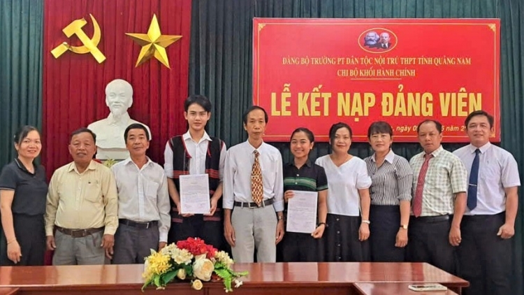 ĐẢNG BỘ TRƯỜNG PTDTNT THPT TỈNH QUẢNG NAM T'MOOT ĐẢNG 2 HỌC SINH 